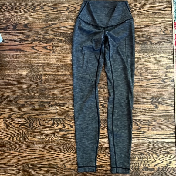 Lululemon Wunder Under 25” - Picture 3 of 6